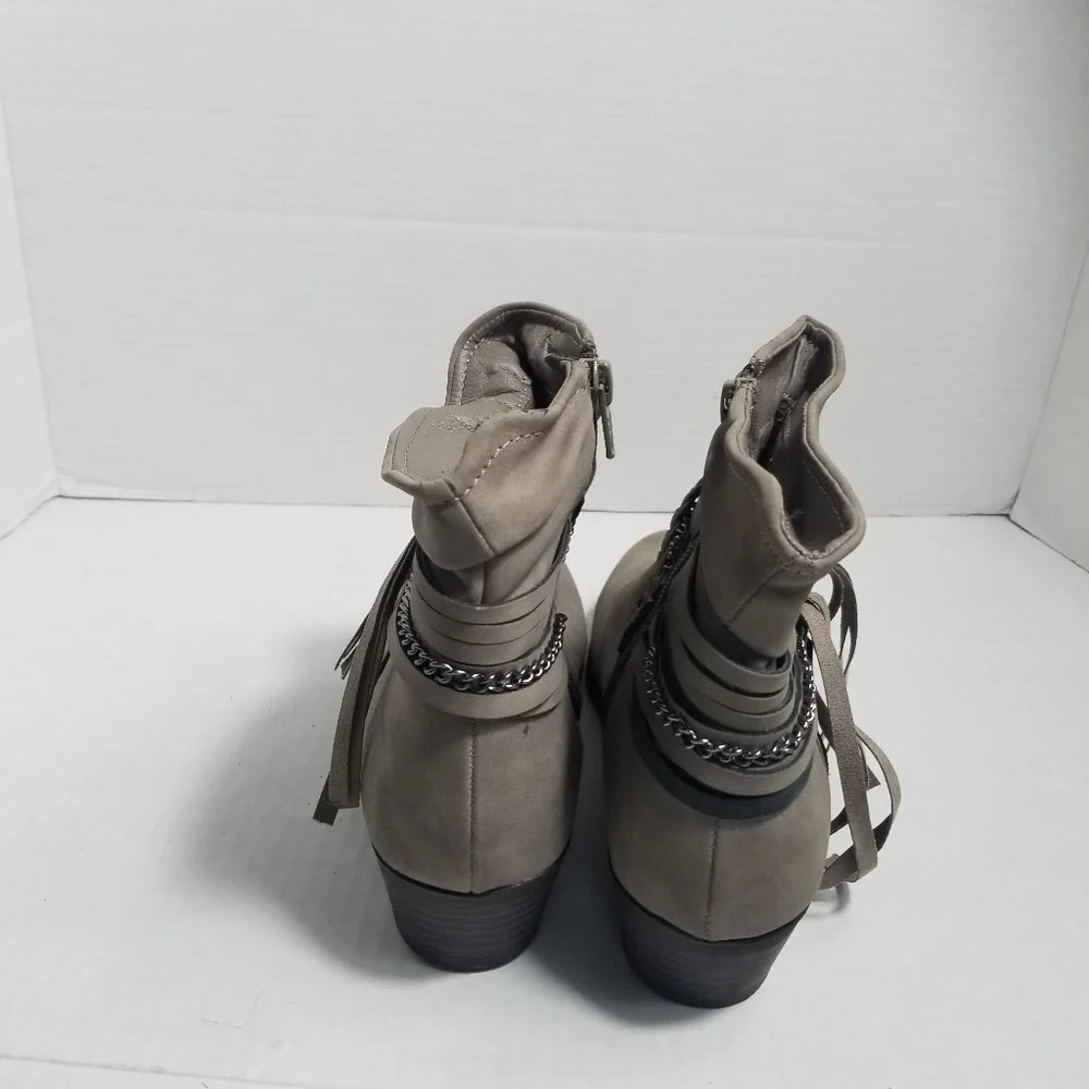 WONDER NATION GIRL'S HEELED TAUPE BOOTS SIZE 4